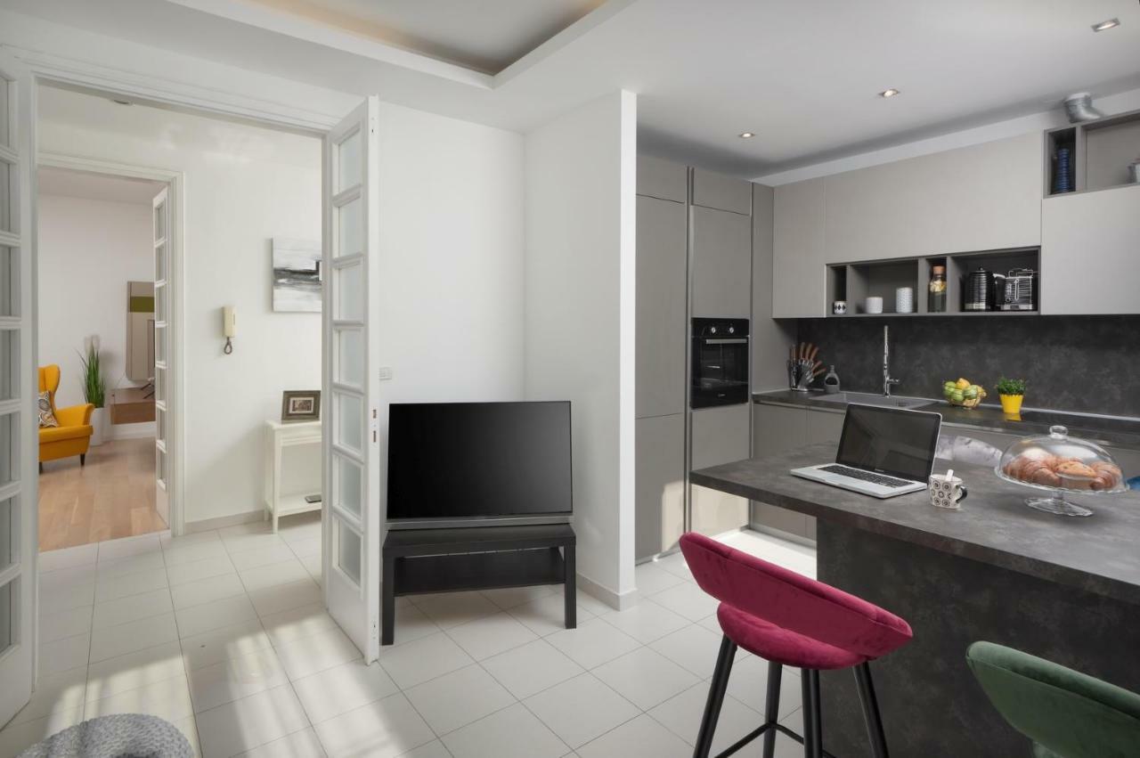 Carducci Apartment - Center Pula Dış mekan fotoğraf